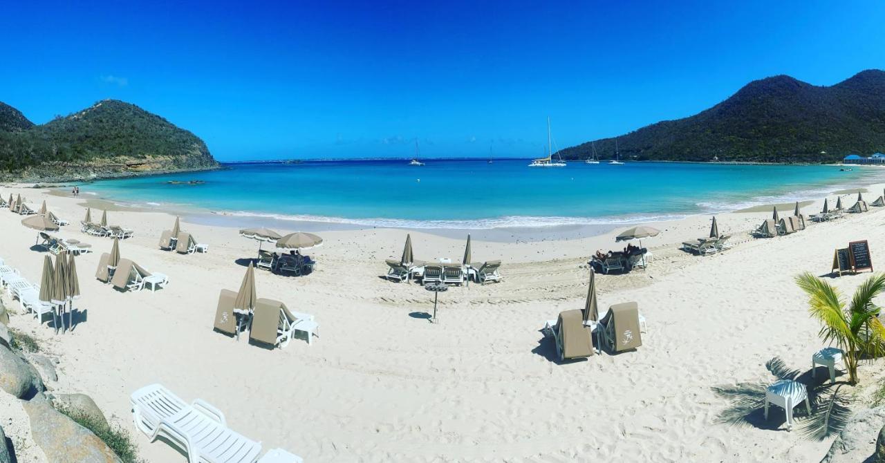Le Domaine Anse Marcel Beach Resort Екстериор снимка