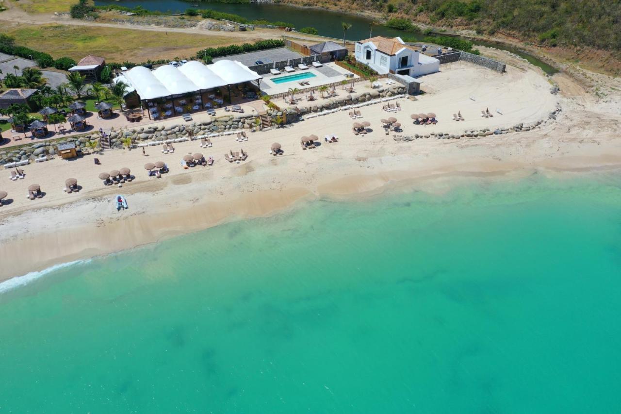 Le Domaine Anse Marcel Beach Resort Екстериор снимка