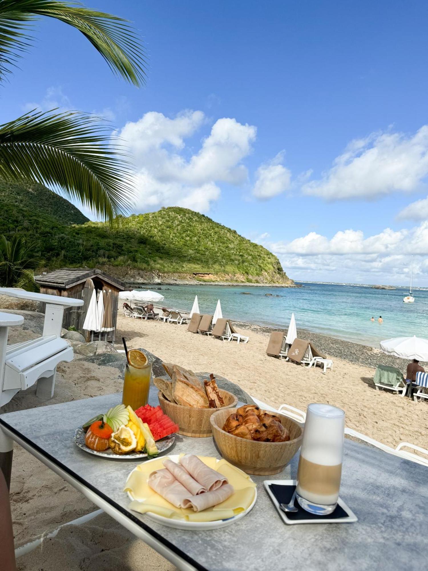 Le Domaine Anse Marcel Beach Resort Екстериор снимка